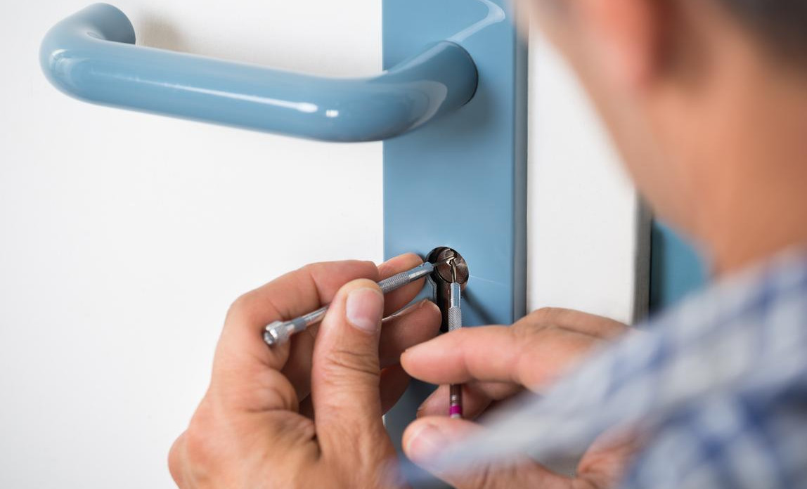 Locksmith Covering Stafford